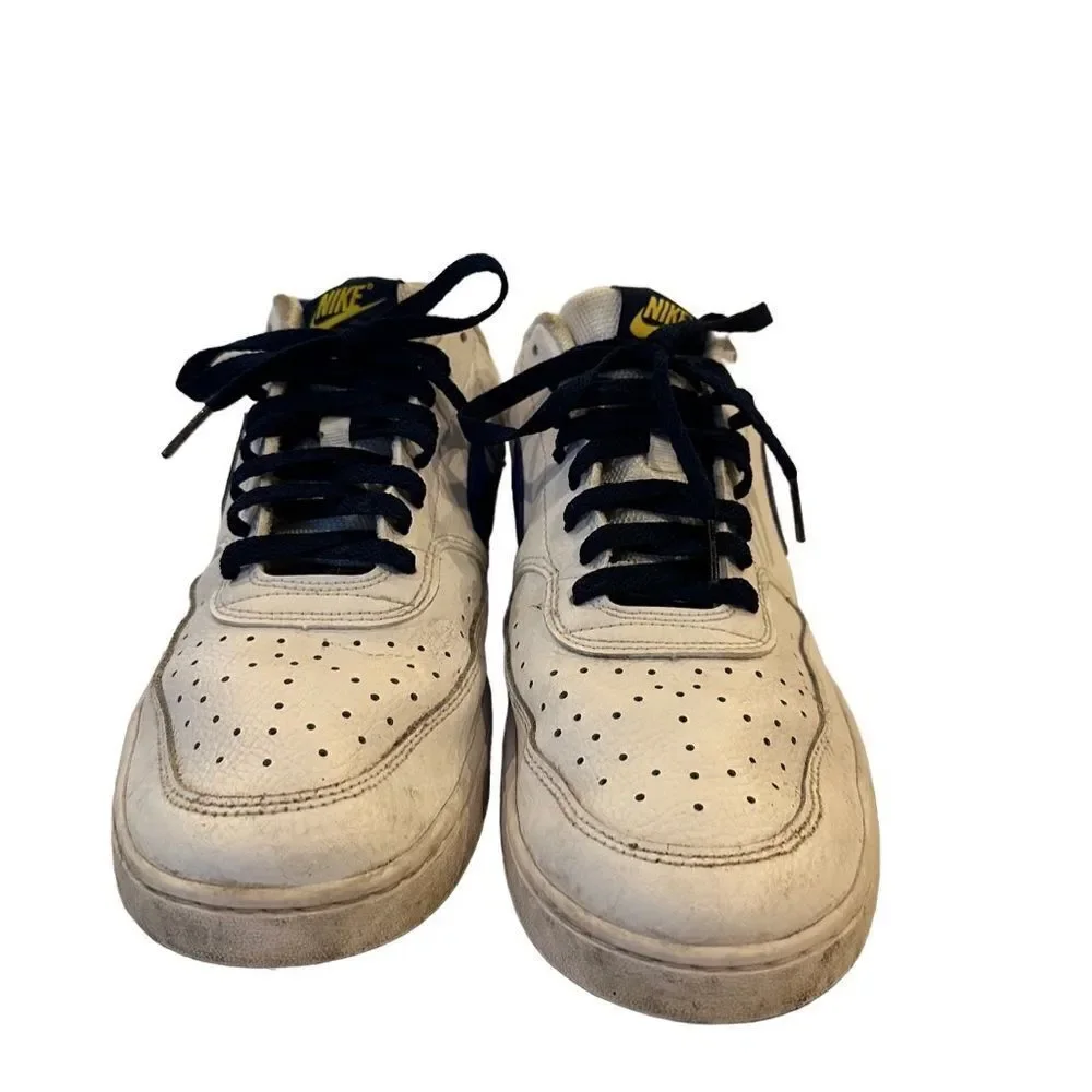 👟 Men’s Nike Sneakers - Size 11 👟